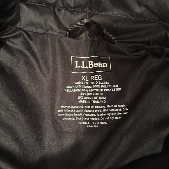 L.L. Bean Classic Puffer Jacket LLBean - Picture 5 of 9